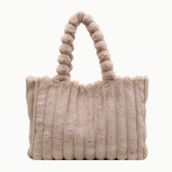 NWT Hobo Handbag Purse Shoulder Bag Faux Fur Fuzzy Soft Plush Handheld WHITE - Picture 6 of 8